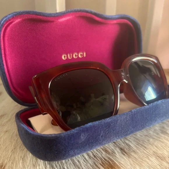 Gucci | Accessories | Gucci Sunglasses Nwot | Poshmark display picture 1